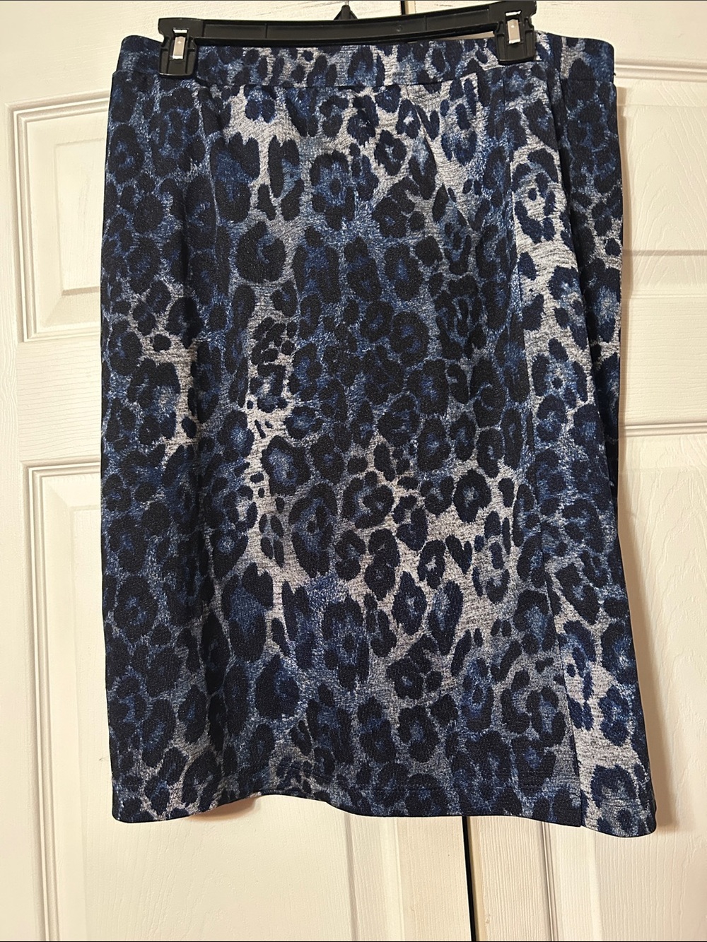 Simonton Says - L - Women’s Blue/Black Leopard Print Pencil Skirt